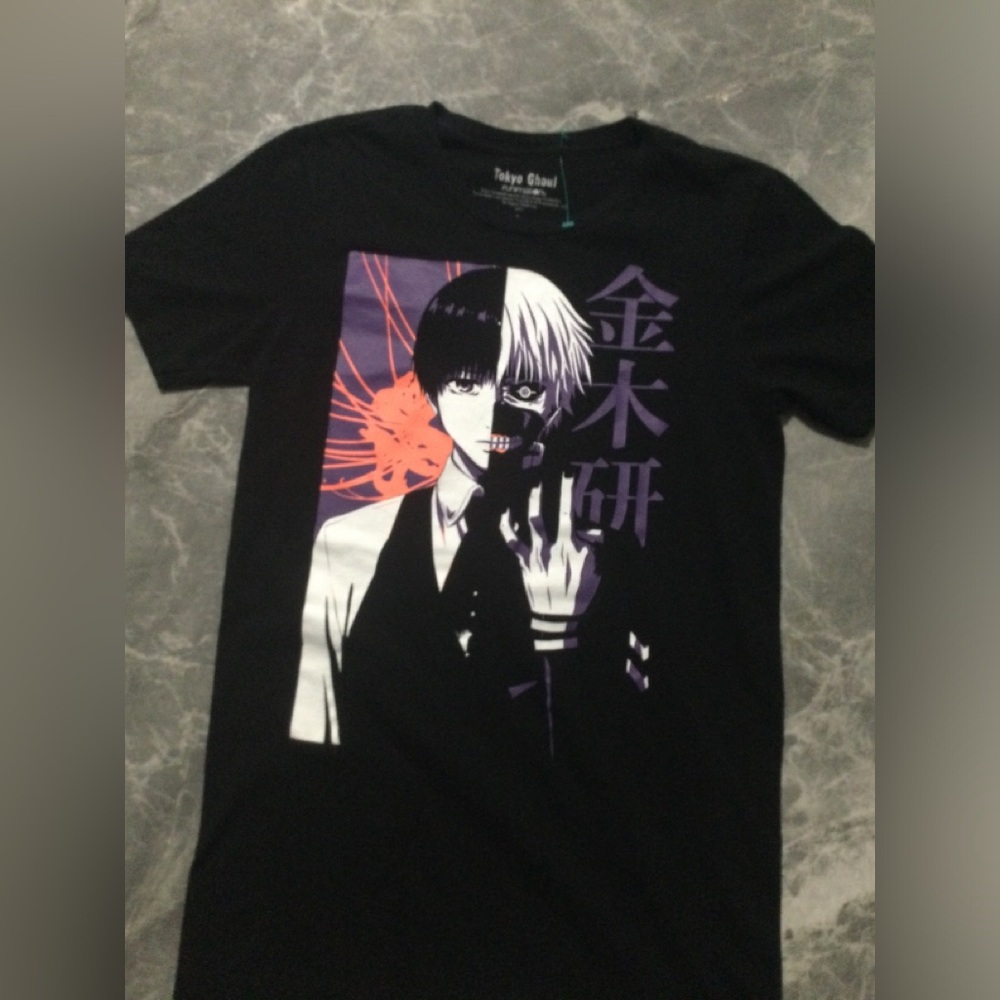 Tokyo Ghoul T-shirt size S color black